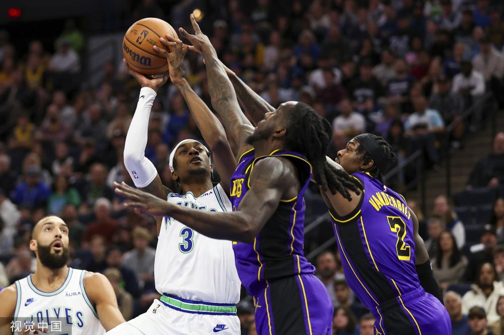 他在与球队 他在与球队